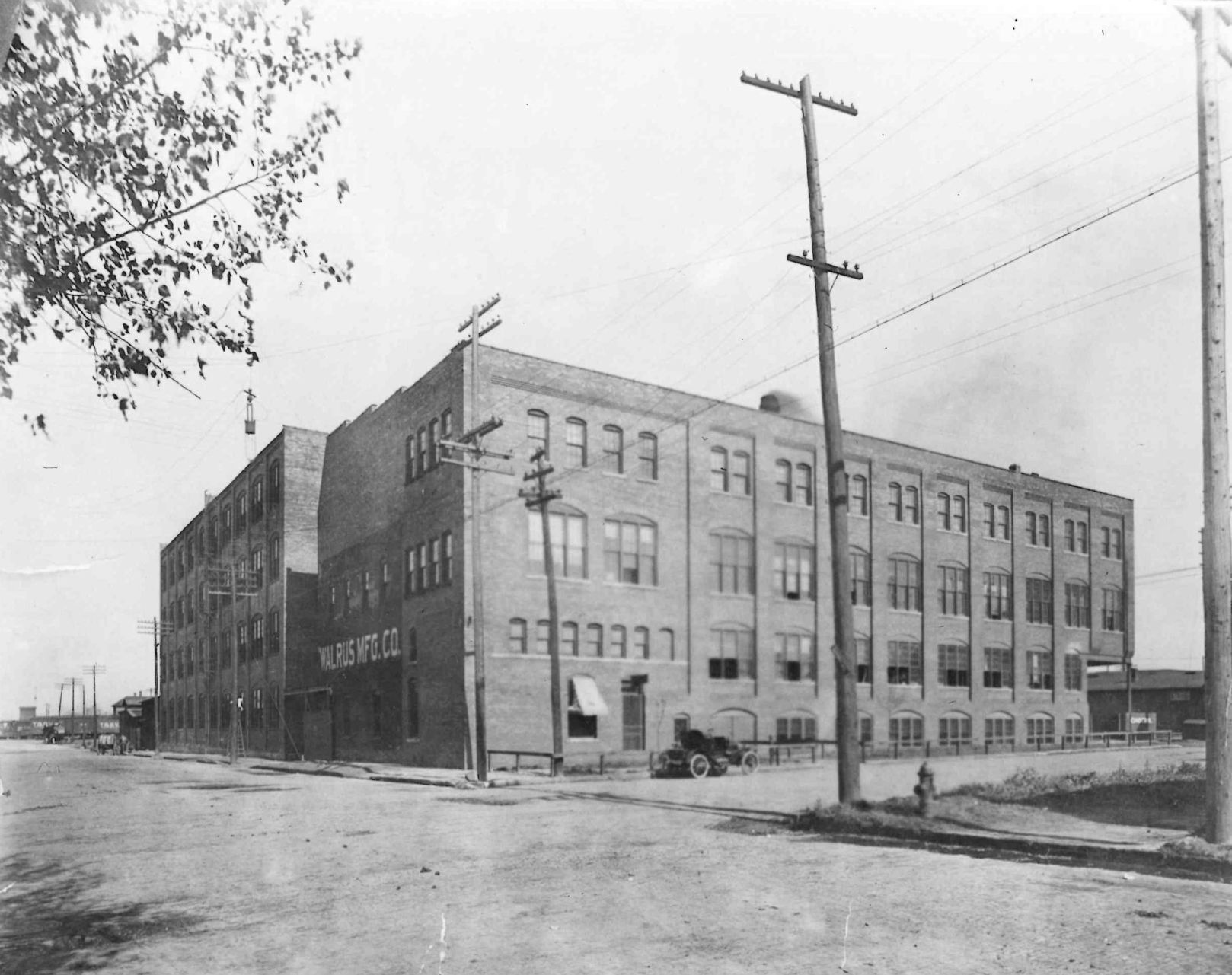 Walrus Mfg. Co. building